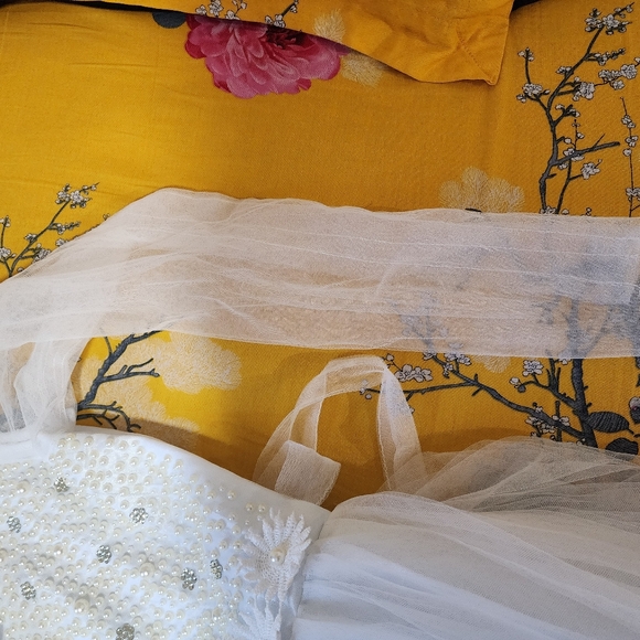 Wedding Gown Customised New - Picture 5 of 8